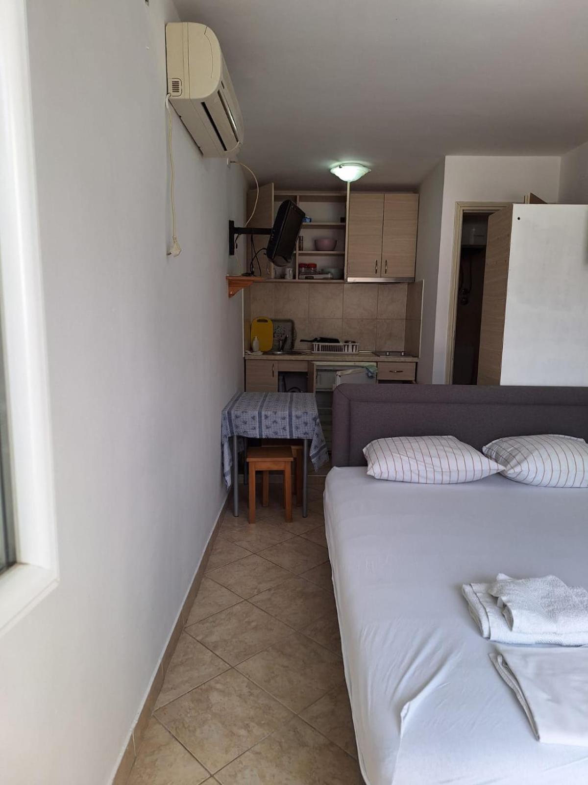 Apartments Iva Kotor Bagian luar foto