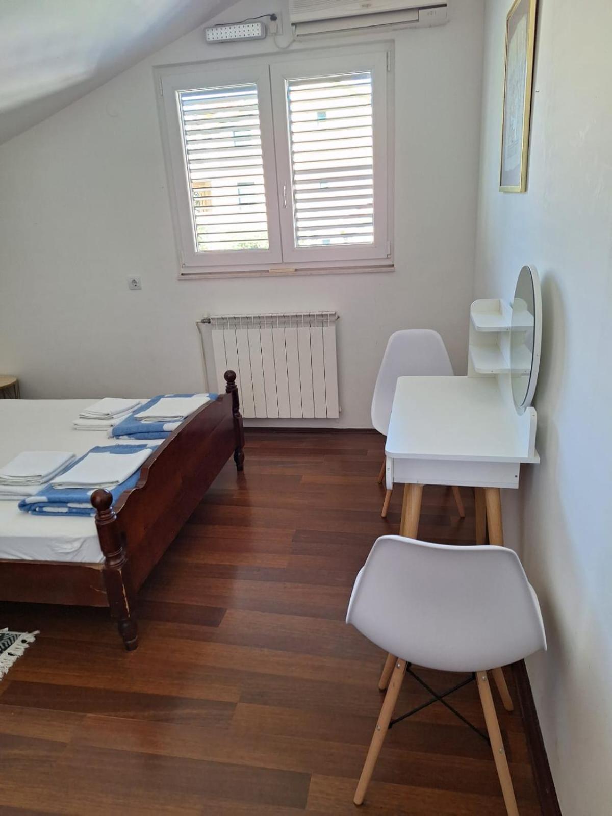 Apartments Iva Kotor Bagian luar foto