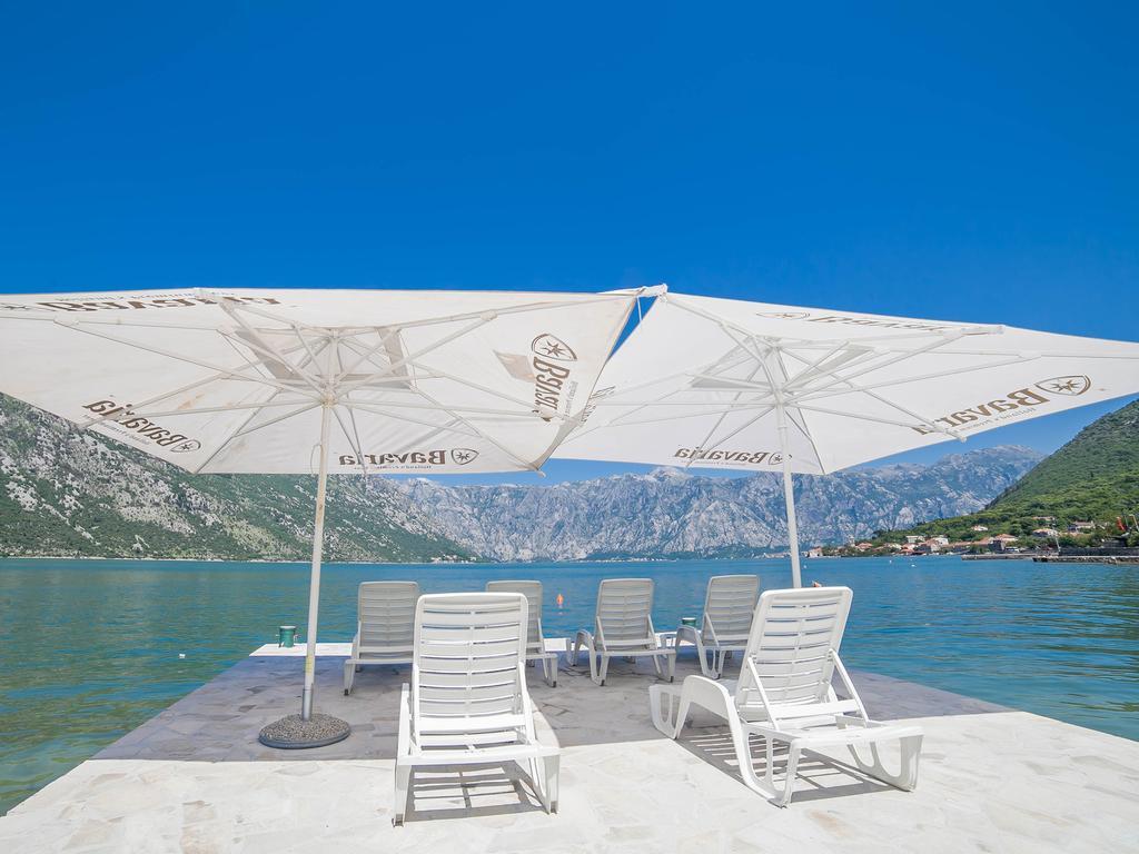 Apartments Iva Kotor Bagian luar foto