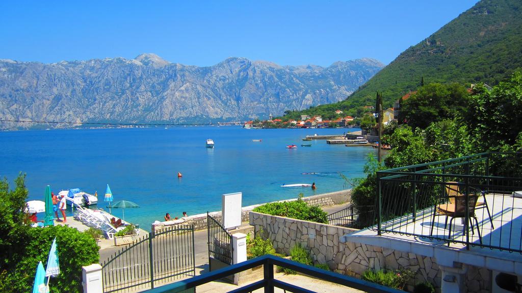 Apartments Iva Kotor Bagian luar foto